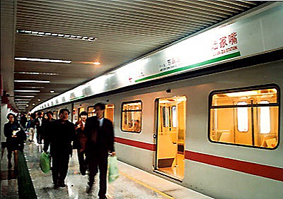 习近平出席浦东开发开放30周年庆祝大会,共同见证30年上海轨道交通建设辉煌成就(图6) 习近平出席浦东开发开放30周年庆祝大会,共同见证30年上海轨道交通建设辉煌成就(图6)