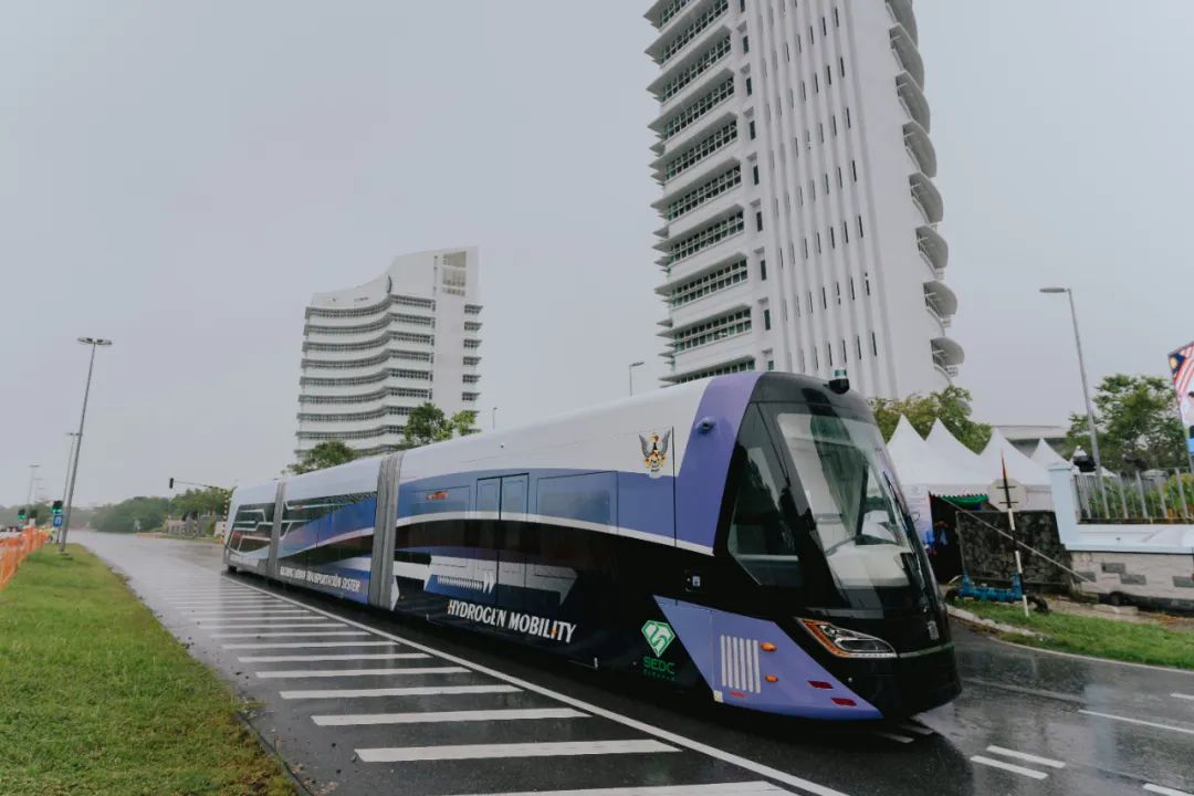全球首列氢能源智轨在马来西亚正式试跑!(图8) 3-230ZG53U1953.jpg