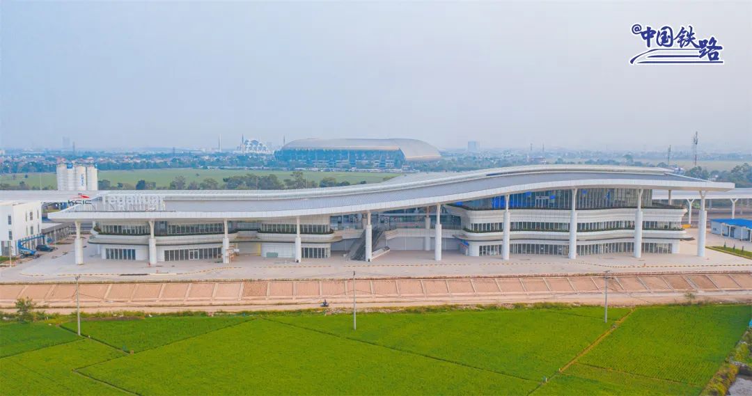 东南亚地区首条高铁!雅万高铁开通运行!(图6) 3-230ZQ00956231.jpg
