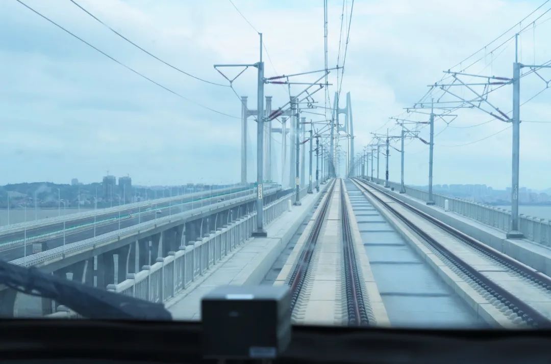 我国首条跨海高铁,明天开通运营!(图1) 3-23092G3352G14.jpg