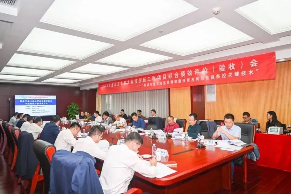 3-231016140R4294.jpg