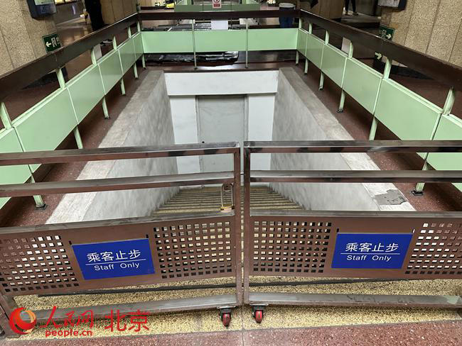 3-23112FS34S41.jpg