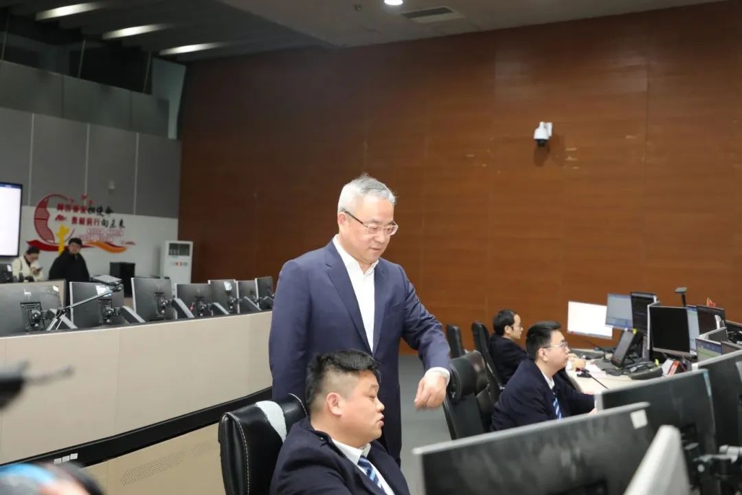聚焦两会 佘才高:建议提升城市轨道交通安全防范能力(图3) 3-2403050SQ3K0.jpg