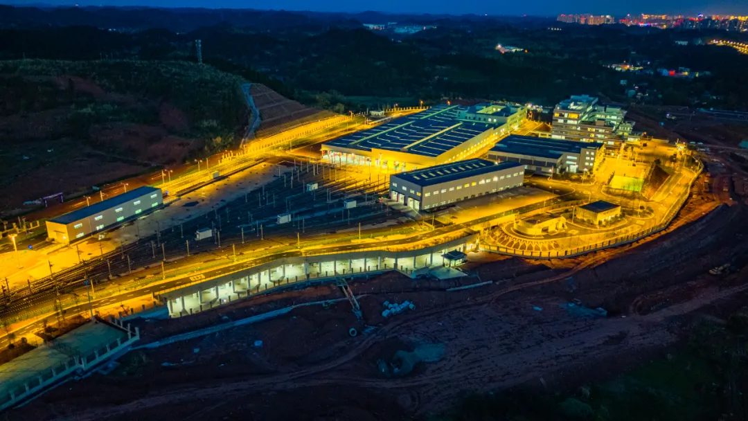 国内首个梯田造型地铁车辆段投入使用(图2)