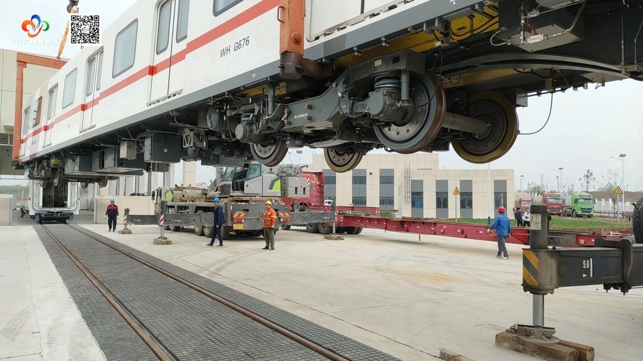 武汉地铁：首车交付，年内开通！(图2)