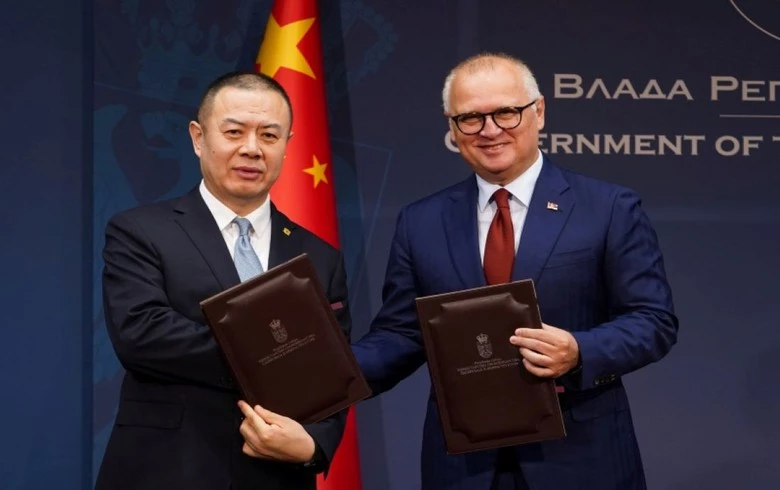 大单!塞尔维亚从中国中车购买9辆电动列车!(图1) 3-24050916492U42.png