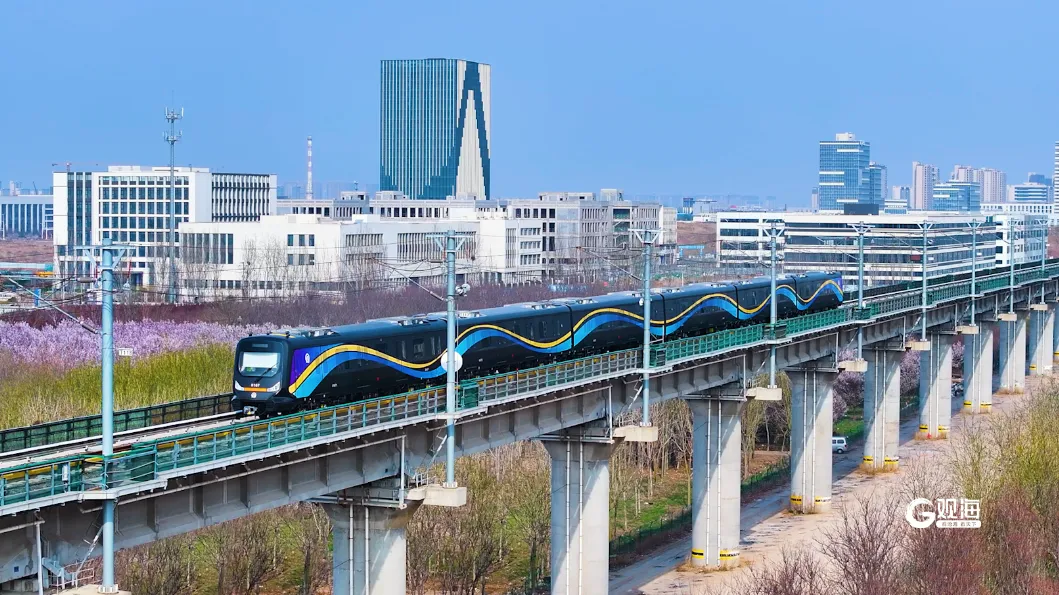 全球首列商用碳纤维地铁列车在青岛正式发布 年内将投入载客(图9) 3-24062F932255R.png