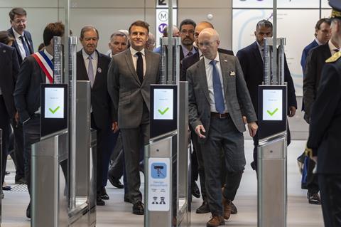 奥运前夕 巴黎首条「超级地铁」上线!(图2) 3-24062QK346224.jpg