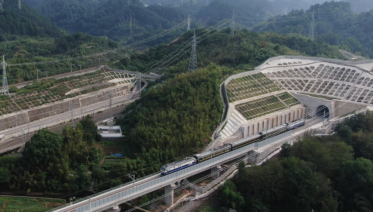 今年第10条高铁,启动联调联试!(图3) 3-240GPU55N23.png