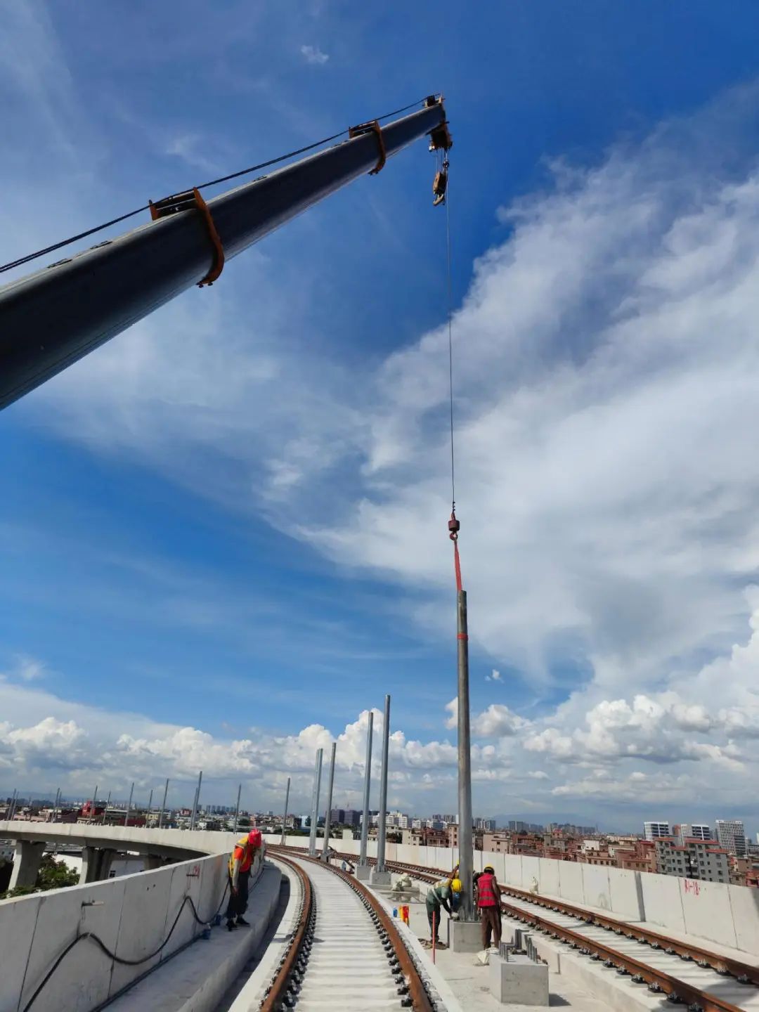 力争年底电通!东莞地铁丨1号线供电工程全面铺开(图3) 3-240HZS429510.jpg