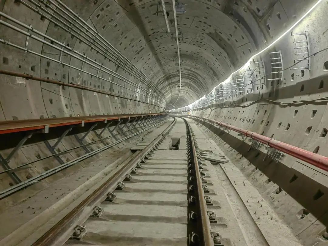 力争年底电通!东莞地铁丨1号线供电工程全面铺开(图7) 3-240HZS62OH.jpg