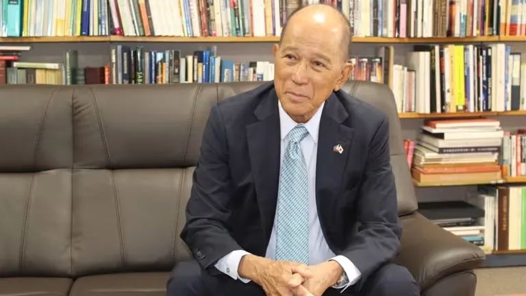 "中国退出"后,菲62亿铁路项目想找美日接盘(图1) 3-240I01344512Y.jpg