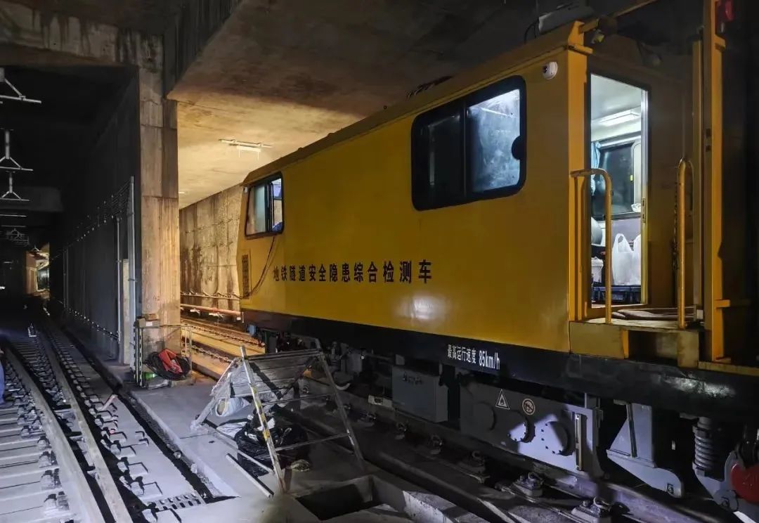 首次采用!效率提高70%!南昌“地铁隧道安全隐患综合探测车”上线(图2) 3-240I10T5495J.jpg
