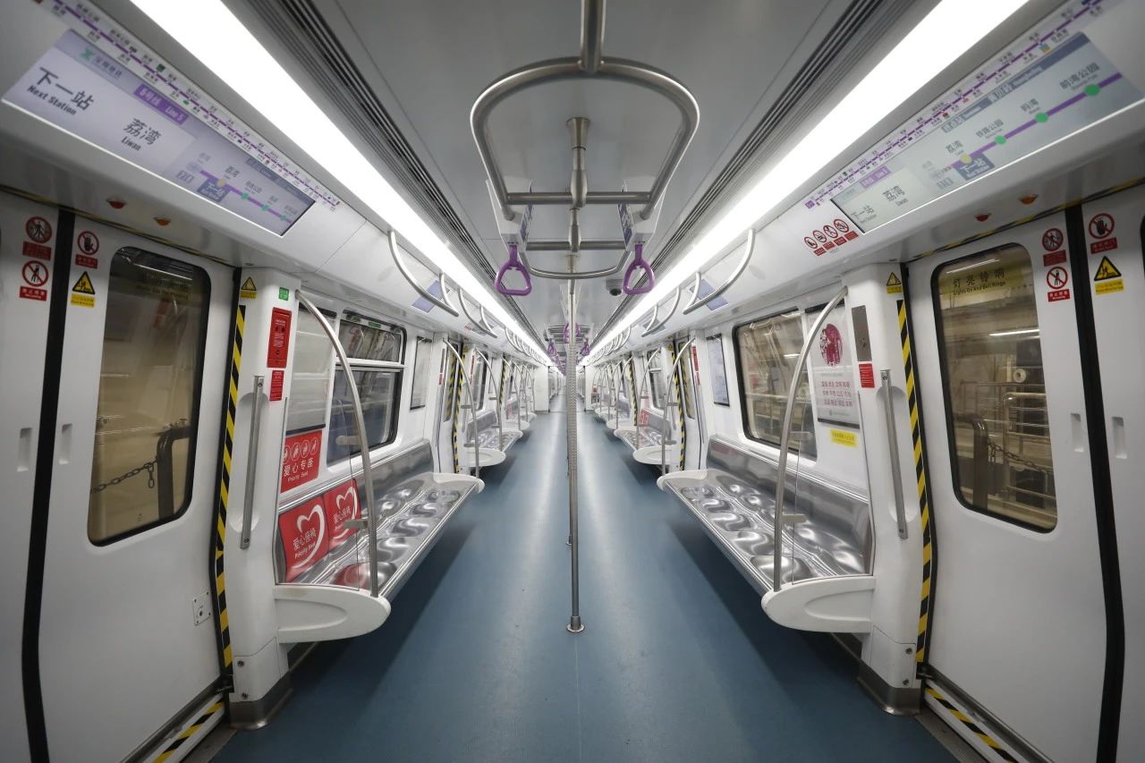 深圳5号线上水径停车场热滑成功!(图1) 3-240PZR926164.jpg