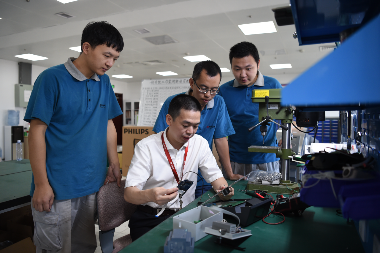 杭州地铁电子板卡研发(维修)中心揭牌(图2) 3-240QZU20G95.png