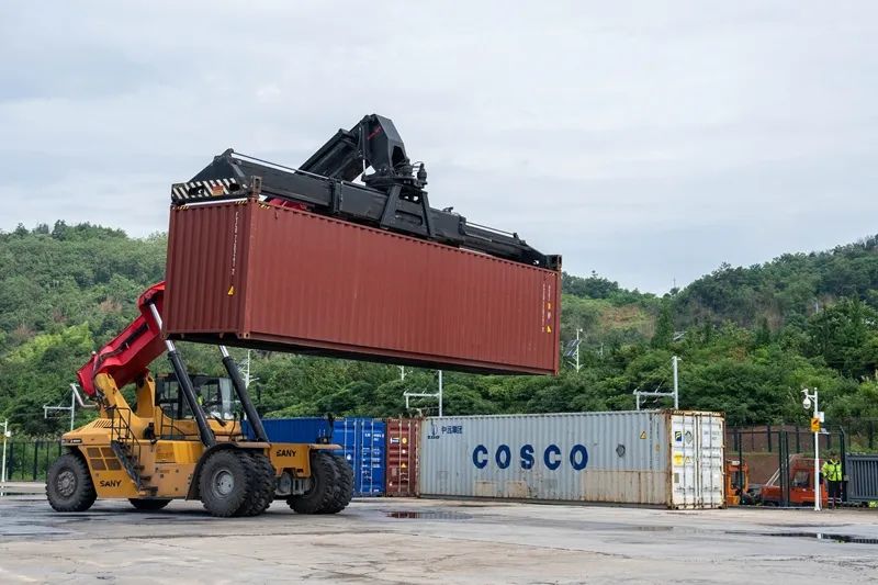 “湘粤非铁海联运”获评全国优秀案例(图2) 3-240R20T431530.jpg