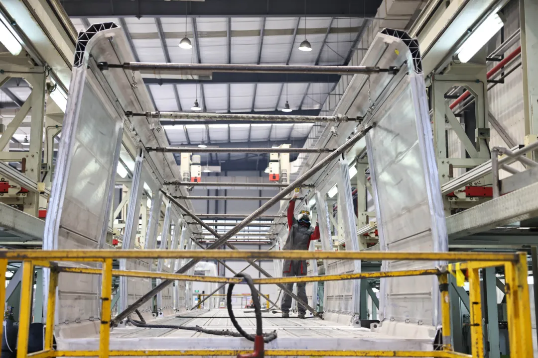 宁波地铁6、7、8号线首批全自动运行列车车辆(图7) 3-240913091014505.png