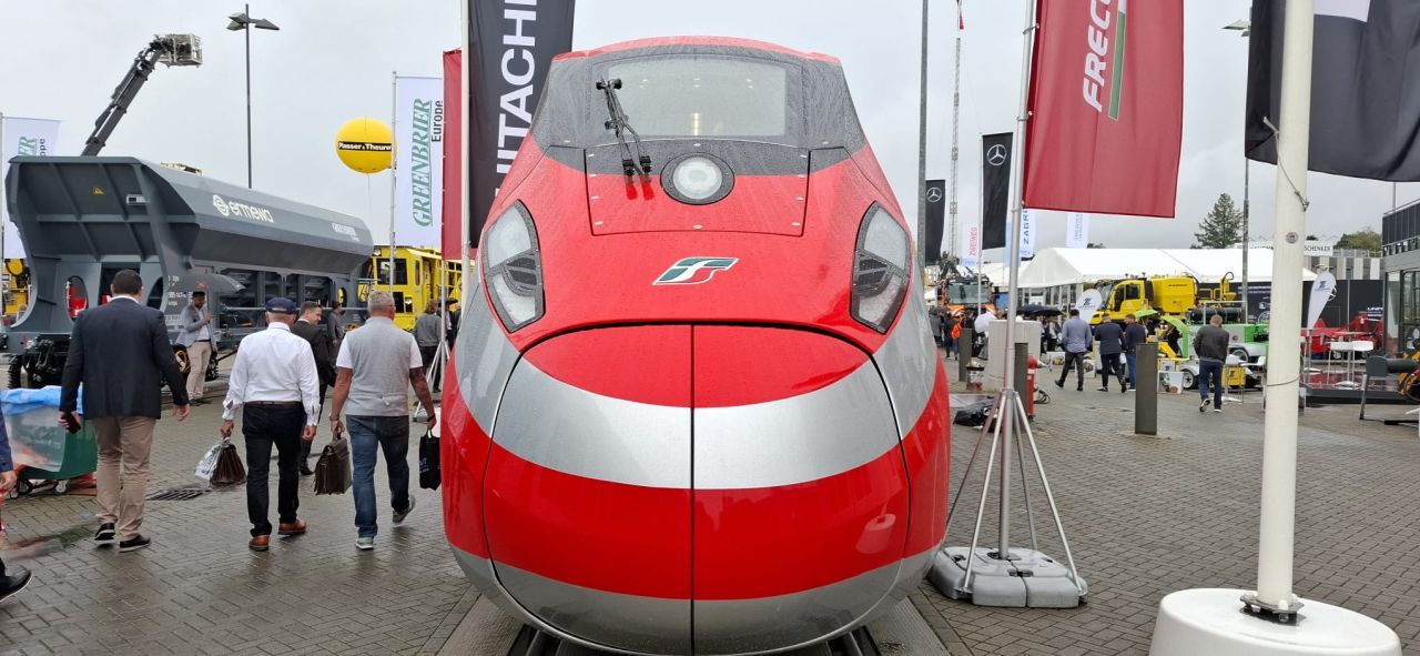 三模式慕尼黑地铁维修车交付、日立铁路公司推出新车型(图3) 3-2409300SZ1342.jpg