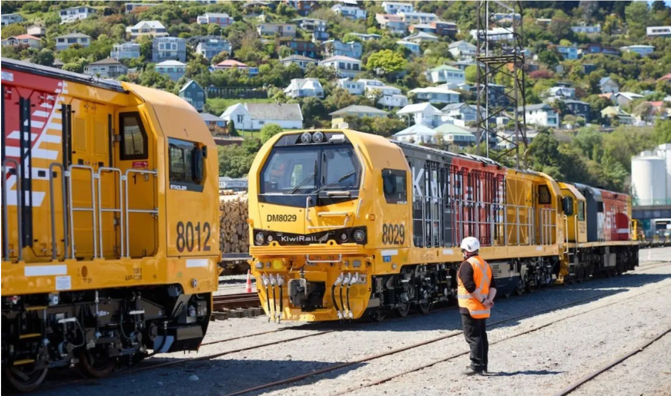 KiwiRail 新型高科技机车在基督城亮相(图1)