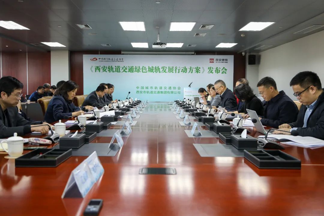 3-2501160U611233.jpg