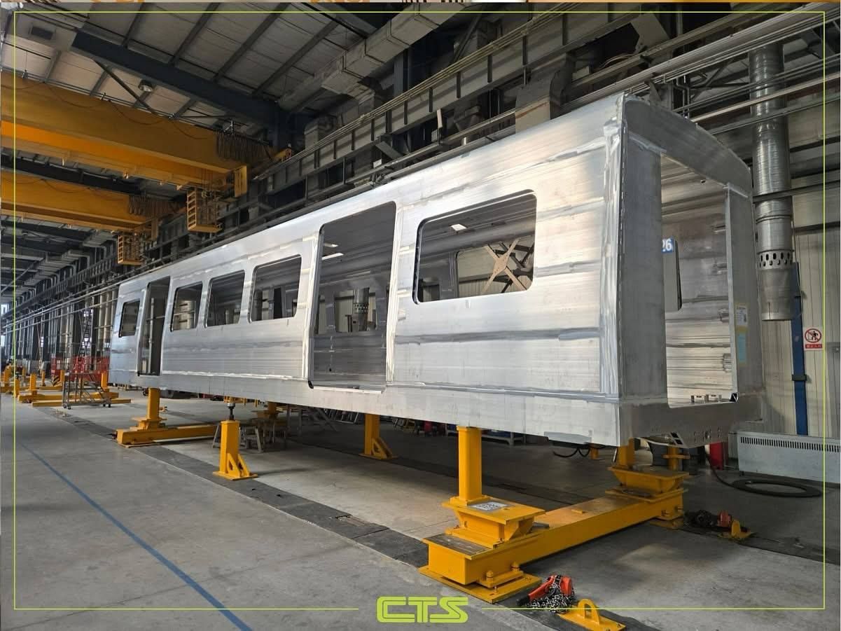 3-2503050S44U44.jpg