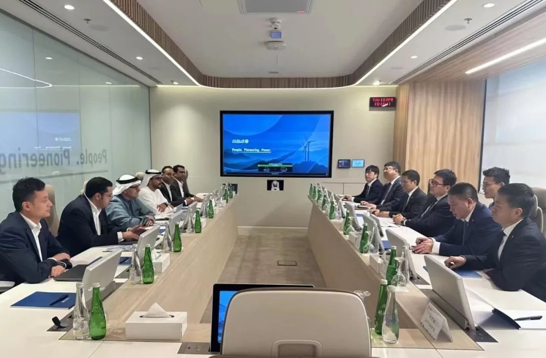 上海电气与MASDAR签署2GW光伏项目合作协议(图2)